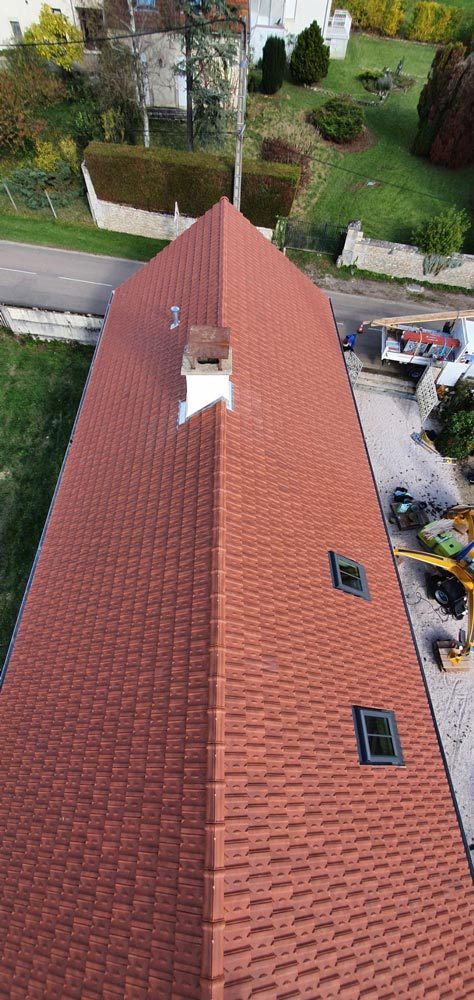 Toiture d'une grange rénovée